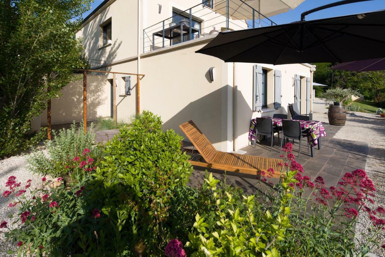Apartamento Domaine L'Ancien Vignoble Saint-Julien-de-Lampon Exterior foto